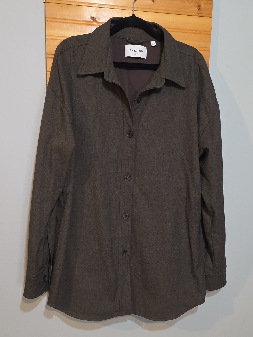 Babaton Aritzia Olive Brown Oversized Button-Down Shirt Classic Long Sleeve Med